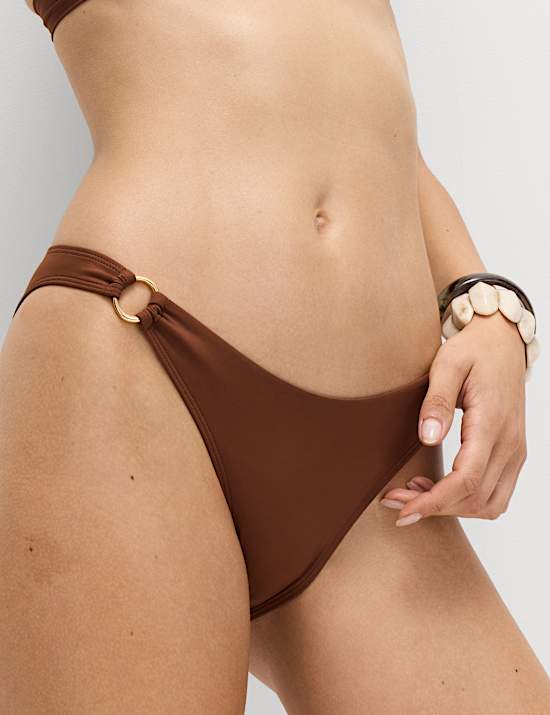 Trim Detail Wired Bikini Set