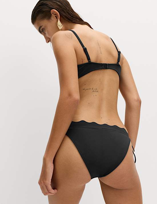 Wired Sculpt Scallop Bikini Set