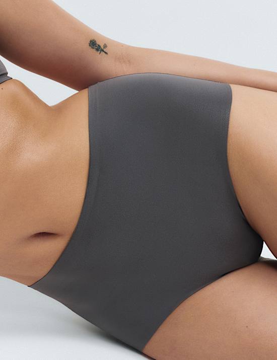 Body Invisibles&trade; Padded Wired Demi Cup Bra Set A&ndash;E
