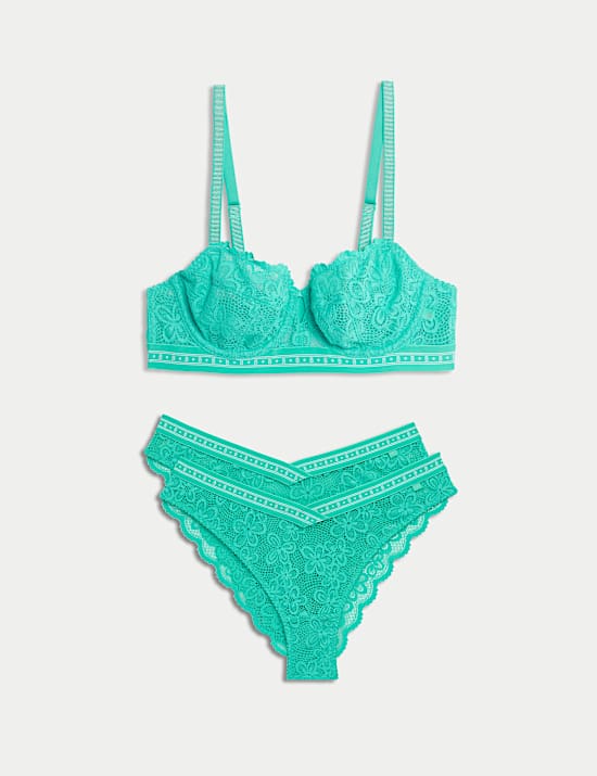 Soutien-gorge à balconnet, armatures et dentelle Cleo, bonnets A à E