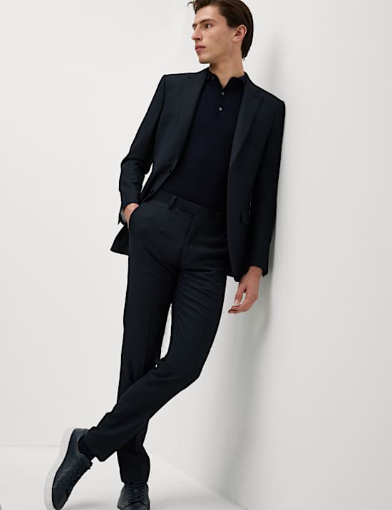 Slim fit