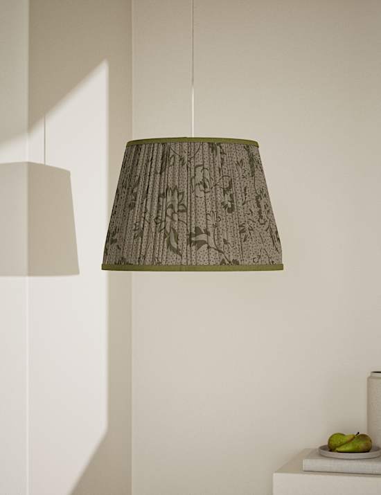 Fabric Floral Pleated Shade