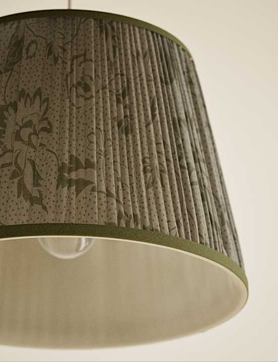 Fabric Floral Pleated Shade