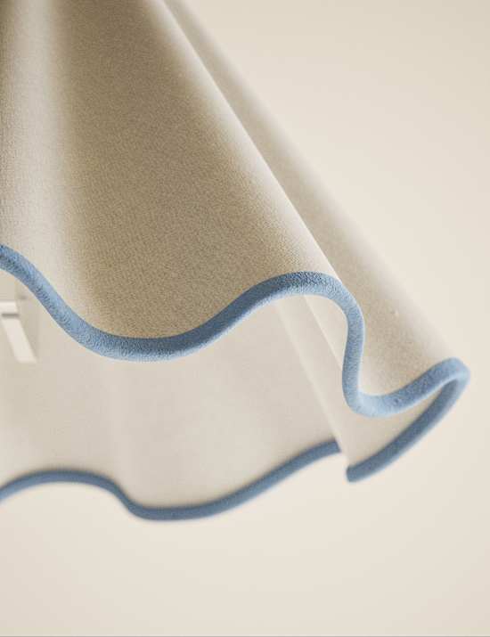 אהיל בד בדוגמה גלית עם שוליים מעוצבים