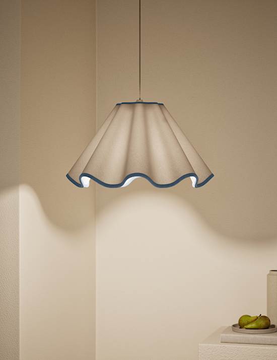 אהיל בד בדוגמה גלית עם שוליים מעוצבים