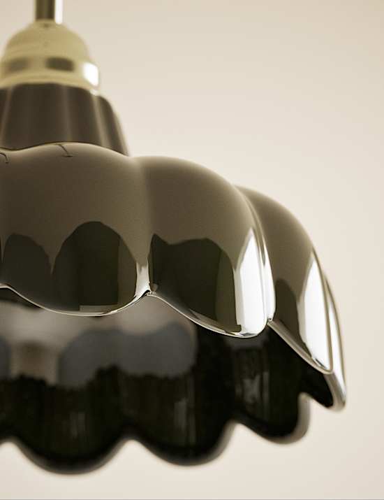 Ceramic Scallop Petal Easy Fit Shade