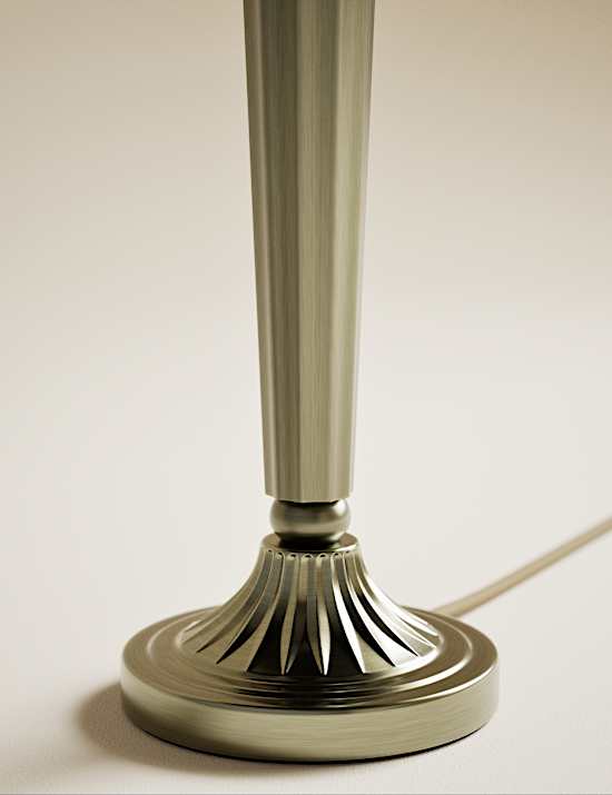 Deco Velvet Scallop Shade Table Lamp