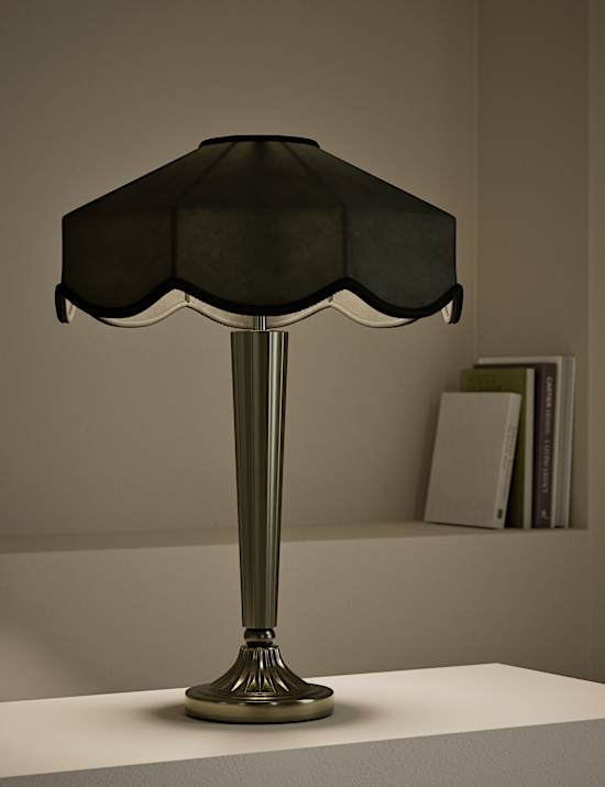 Deco Velvet Scallop Shade Table Lamp