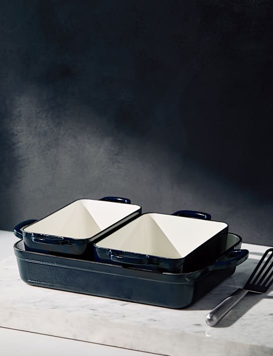 3 Piece Cast Iron Stacking Roaster Set