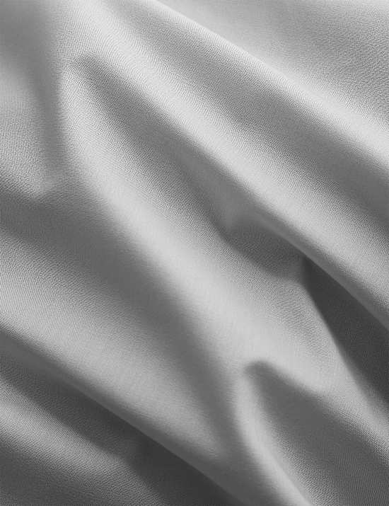 Extra tief geschnittenes Spannbettlaken mit hohem Baumwollanteil