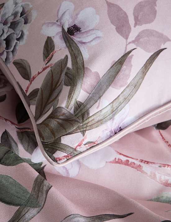 Set Perlengkapan Tidur Satin Motif Flora Chinoiserie