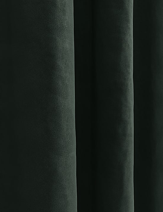 Cortinas fruncidas de terciopelo