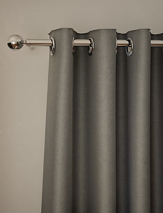 Cortinas ultrat&eacute;rmicas con ojales de terciopelo