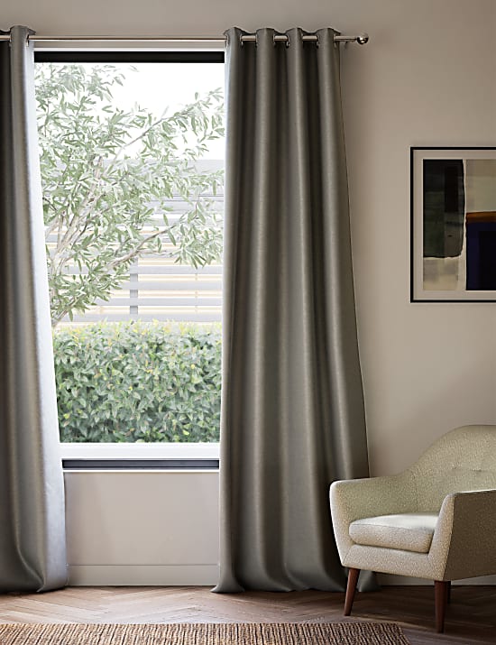 Cortinas ultrat&eacute;rmicas con ojales de terciopelo