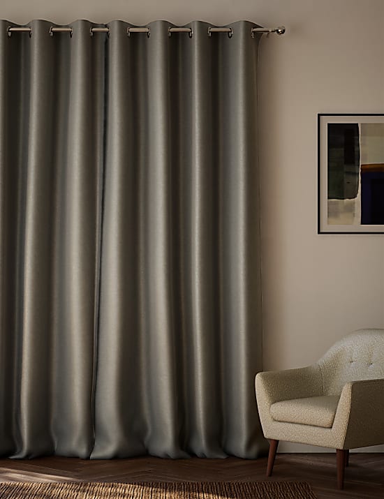 Cortinas ultrat&eacute;rmicas con ojales de terciopelo