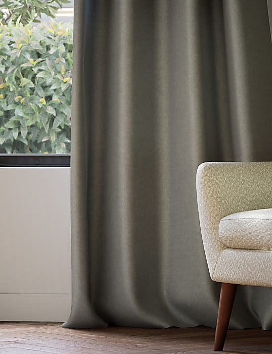 Cortinas ultrat&eacute;rmicas con ojales de terciopelo