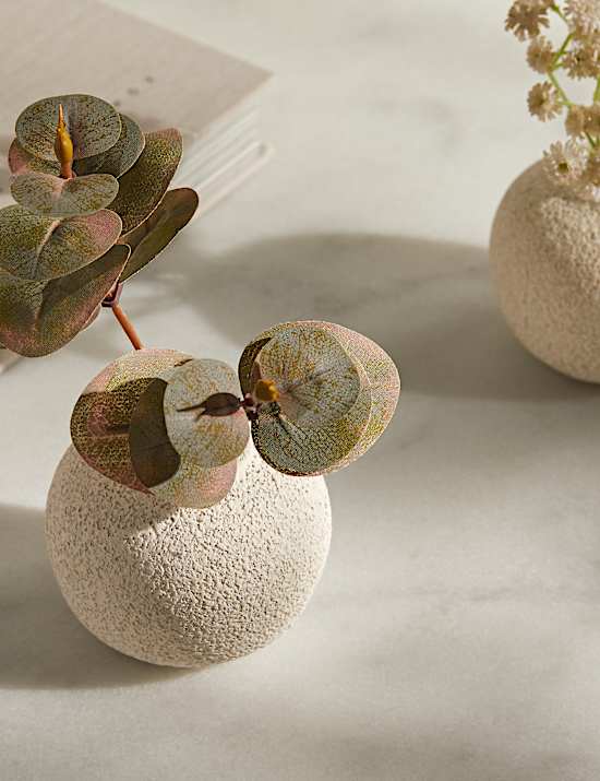 Set of 2 Artificial Plants in Pots