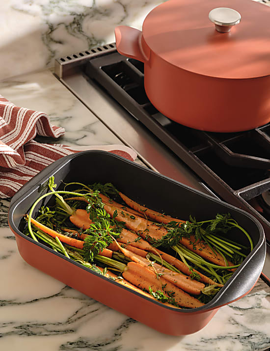 Cast Aluminium 5L Casserole Dish