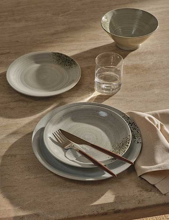 Textured Spin Dinner Plate