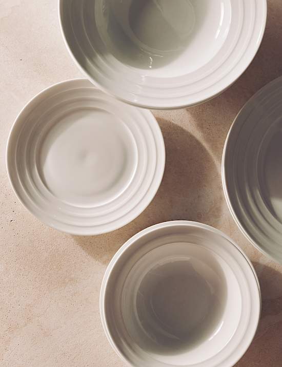 Set of 4 Burford Embossed Rim Cereal Bowls