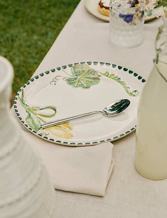 Set of 4 Floral Picnic Dinner Plates