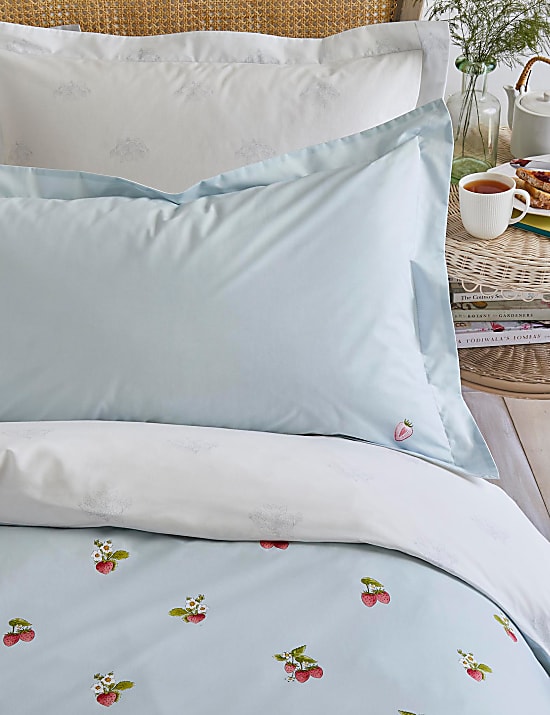 Pure Cotton Strawberries Bedding Set