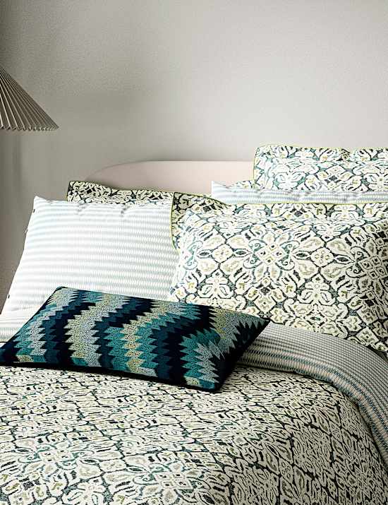 Set Perlengkapan Tidur Bahan Katun Hallie