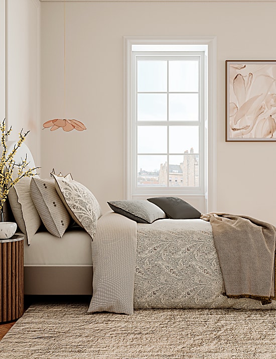 Bedding sets