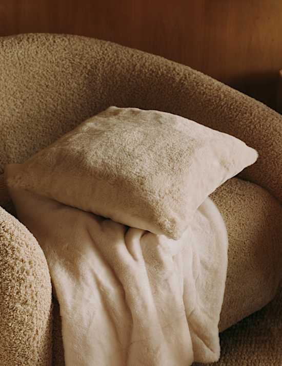 Velvet Supersoft Cushion