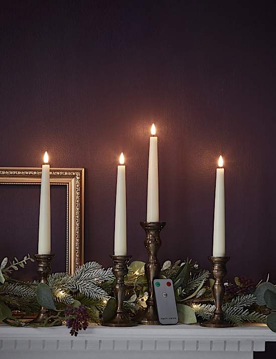 Lot de 4 chandelles coniques courtes LED TruGlow&reg;