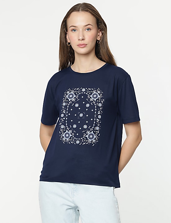 Round Neck Floral Printed T-Shirt