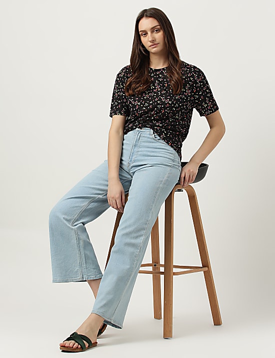 Floral Printed Round Neck T-Shirt