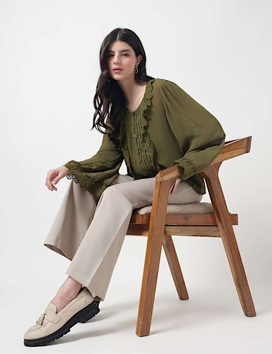 Pure Viscose Lace Round Neck Top