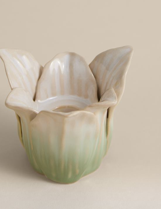 Płatkowy świecznik ceramiczny