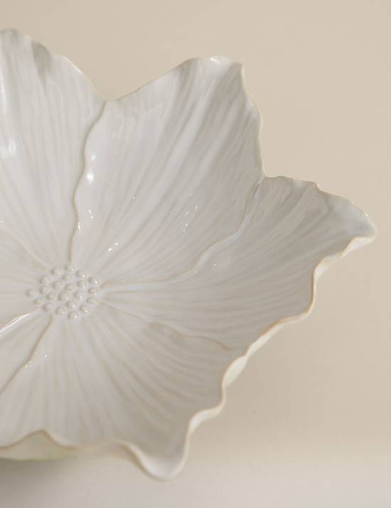 Handkerchief Centrepiece Ceramic Bowl