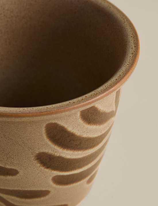 Small Reactive Leaf Ceramic Planter