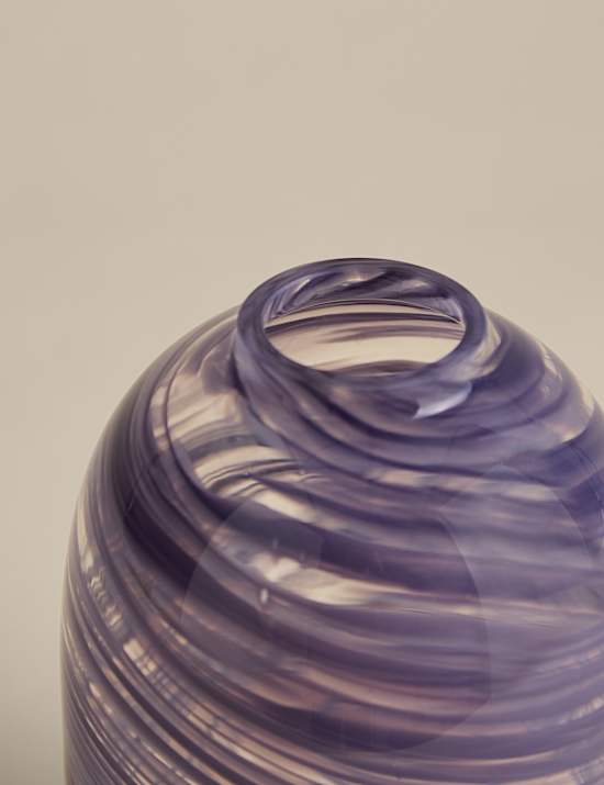 Medium Swirl Glass Vase