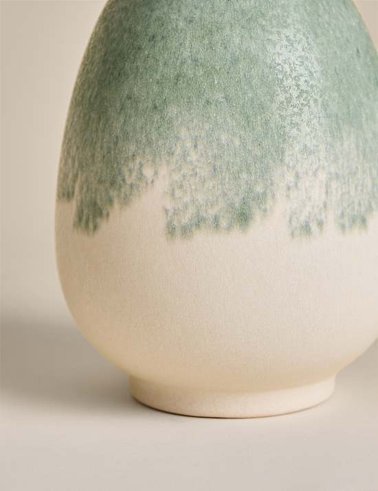 Medium Rounded Ceramic Vase