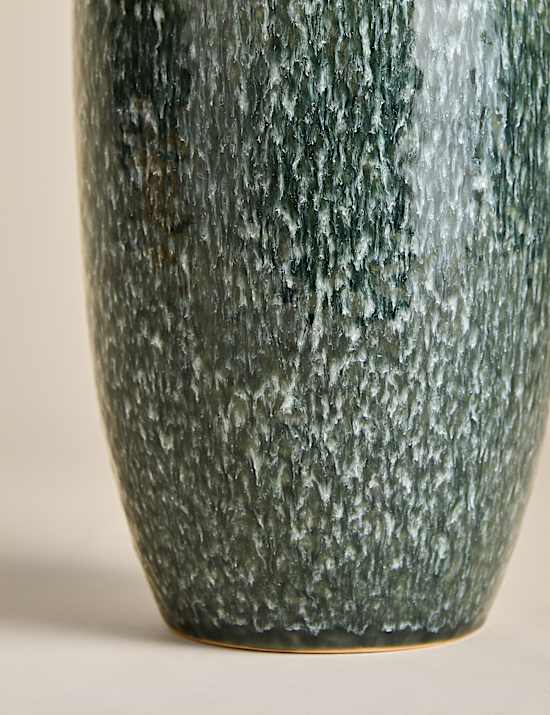 Medium Tapered Ceramic Vasee