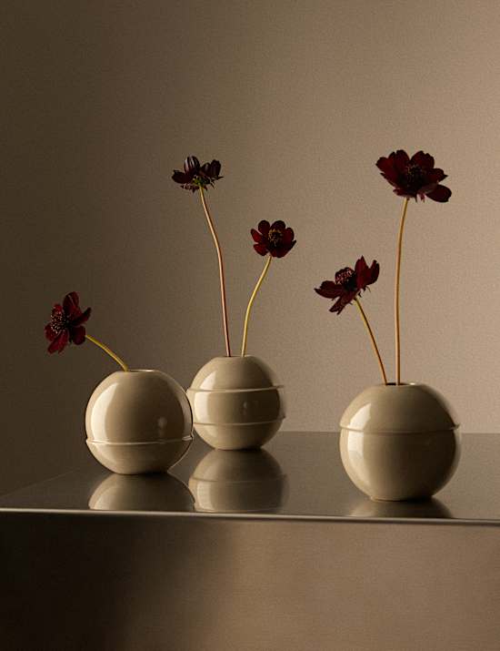 Set of 3 Round Bud Vases