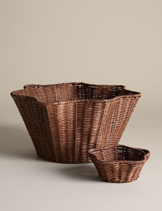 Small Scallop Rattan Trinket Bowl