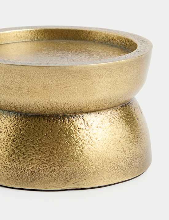 Metal Pillar Candle Holder