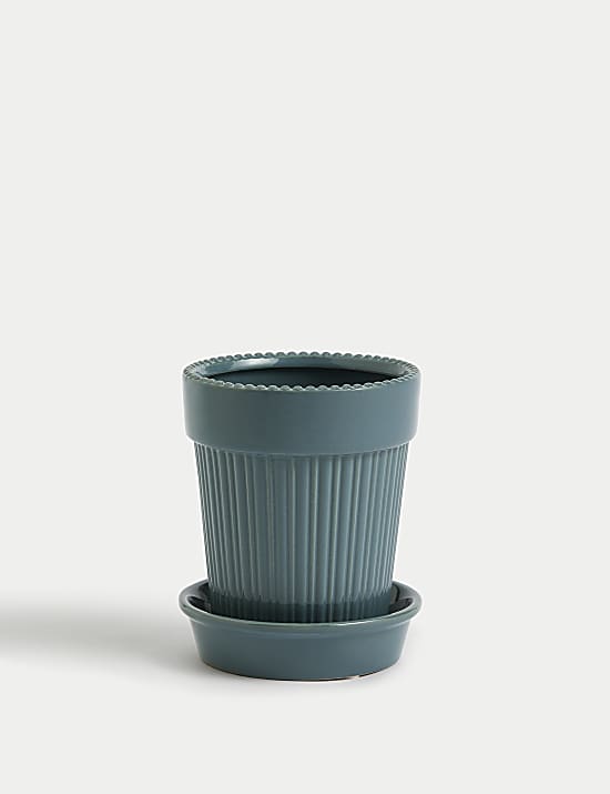Small Ridged Ceramic Planter with Tray