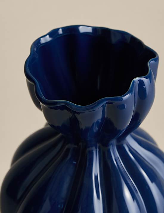 Medium Fluted Neck Ceramic Vase