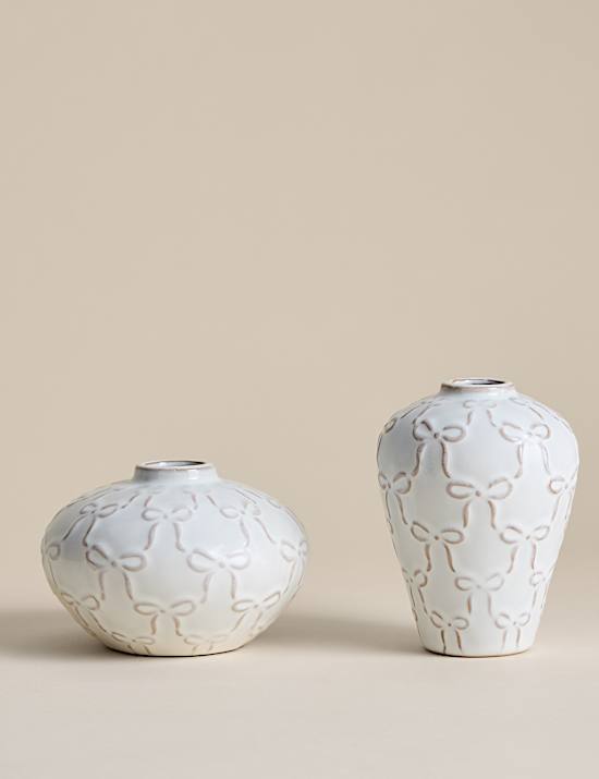 Set of 2 Mini Ceramic Bow Vases