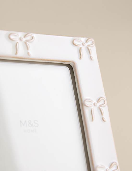 Ceramic Bow Photo Frame 4x6 inch