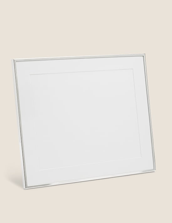 Κομψή κορνίζα 20 x 25 εκ.