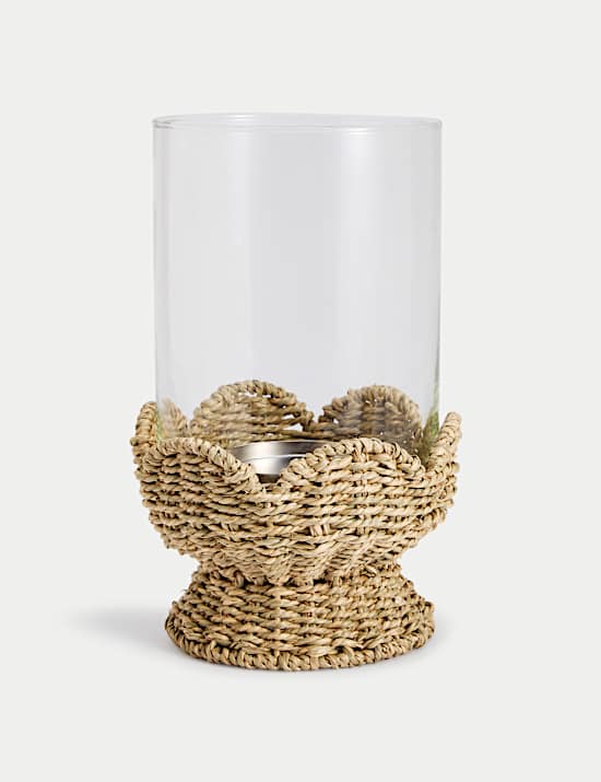 Laterne aus Seegras mit Muschelrand