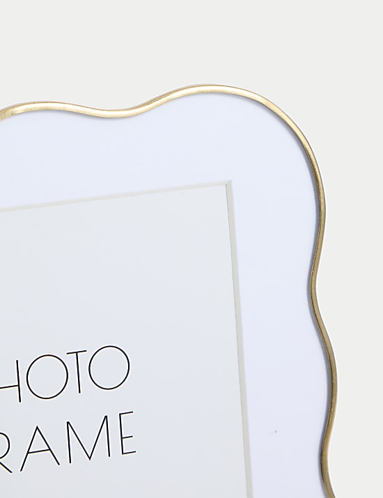 Μεταλλική κορνίζα με κυματιστό σχέδιο 10 x 15 εκ.