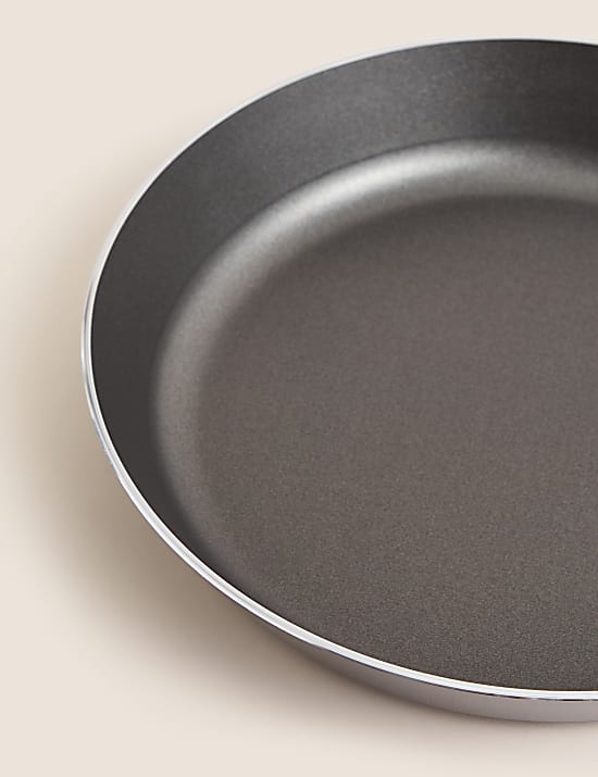 Grey Aluminium 24cm Frying Pan
